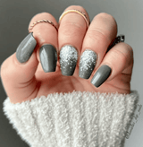 Dip Powder D753 Stowe Gray Crème Dip Powder 0.5 oz jar