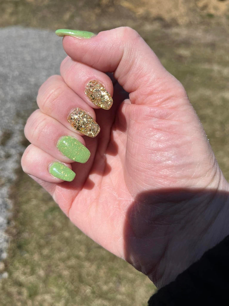2022 Advent Calendar Day 3 – Revel Nail