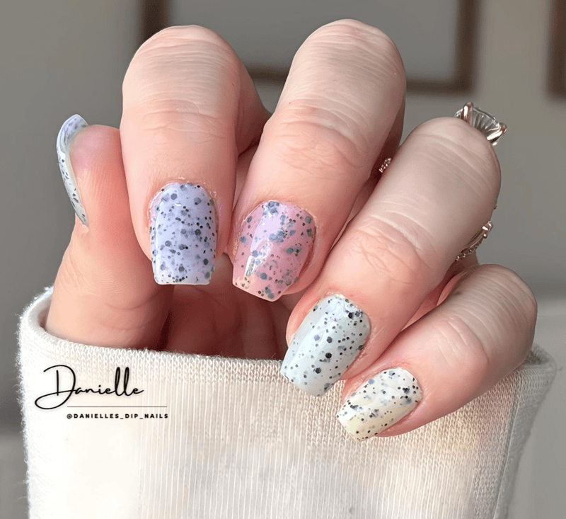 Dip Powder D1113 Sunnyside Up Yellow Glitter Dip Powder