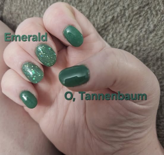 Dip Powder D1237 Tannenbaum Chrome Dip Powder