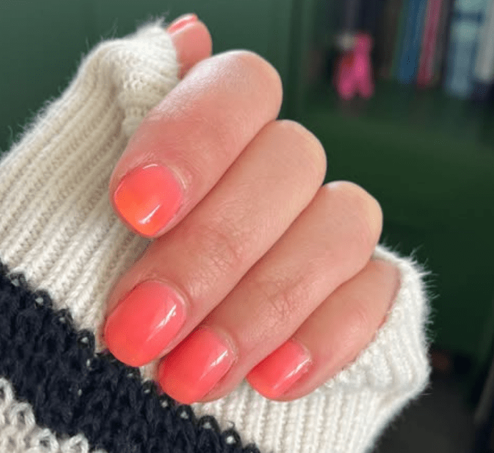 Dip Powder D1372 Seabreeze Spritzer Mood Changing Dip Powder