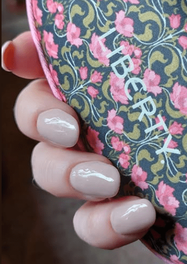 Dip Powder D573 Itzel Nude Crème Dip Powder 0.5 oz jar