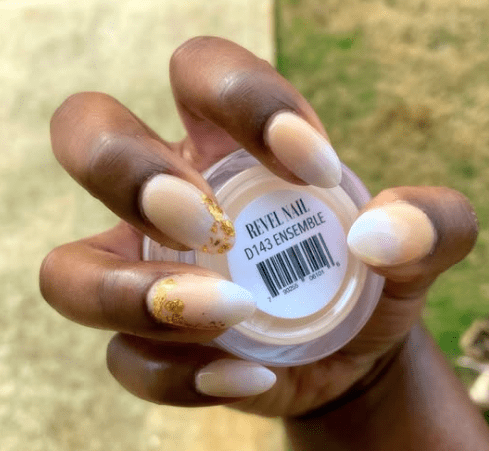 Retired D143 Ensemble Nude Crème Dip Powder