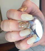 D479 Stolen Gold Glitter Dip Powder